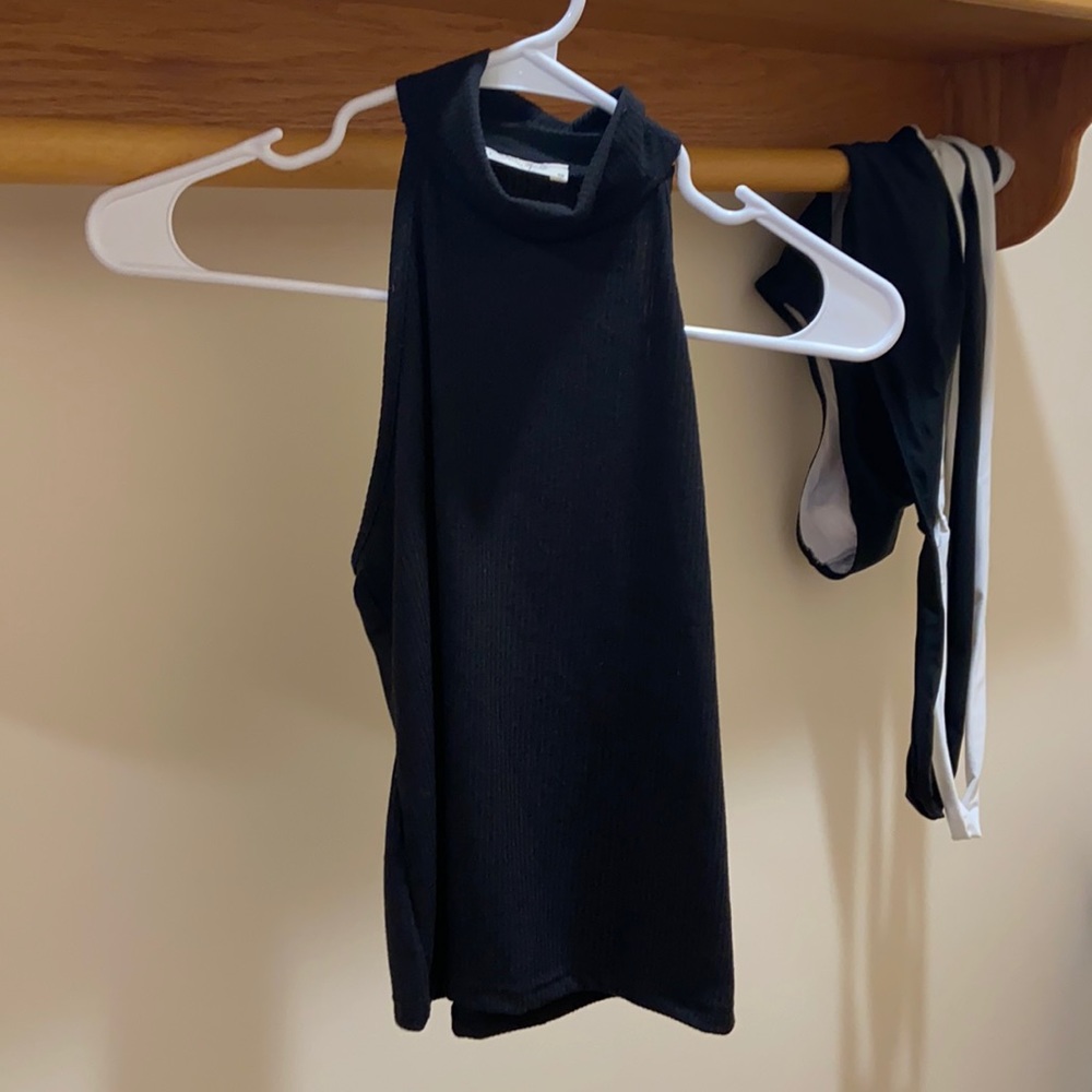 black turtleneck tank size small